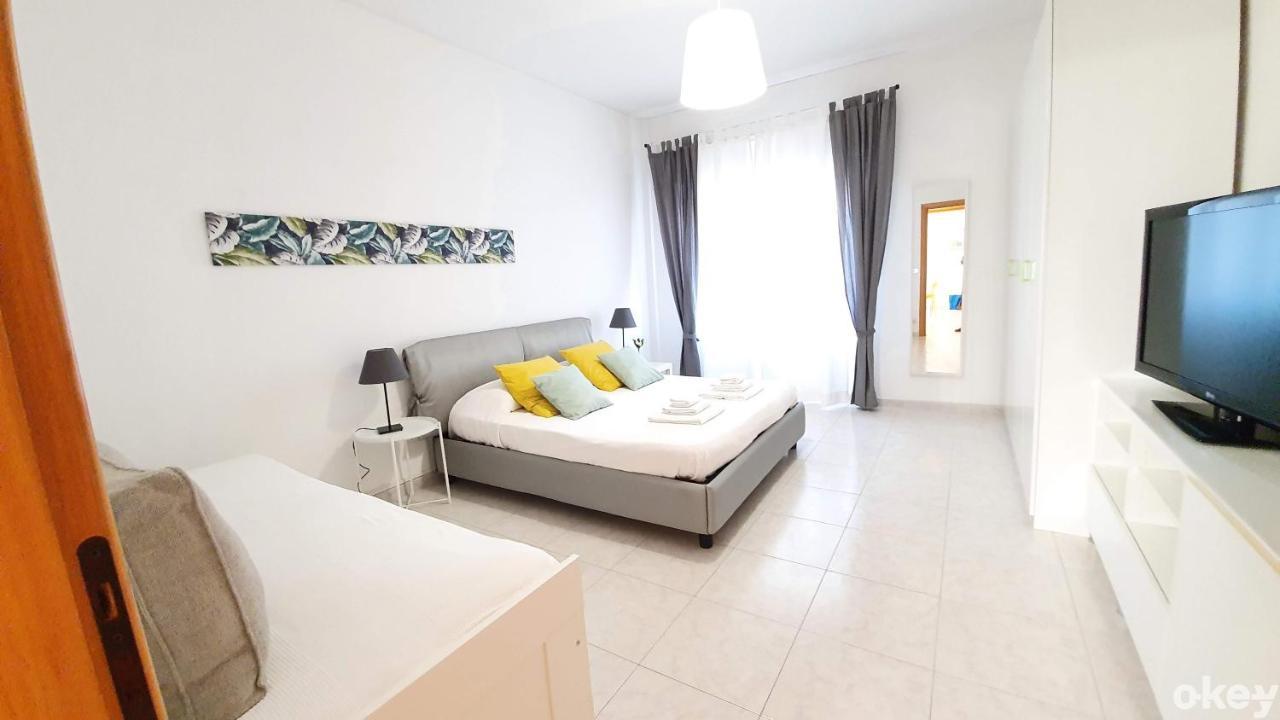 Doctor House - Bari Policlinico Apartment Exterior foto